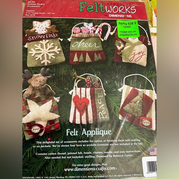 Dimensions Feltworks Holiday Pocket Ornaments VTG Craft Kit - Picture 1 of 4